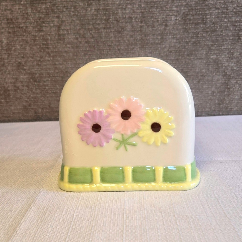 Vintage Ceramic Cottagecore Embossed Floral Napkin Holder Pastel Daisy